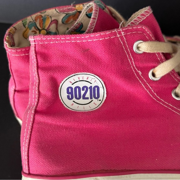RARE Vtg 1992 Beverly Hills 90210 Pink High Top Sneakers Converse Style SZ 4M - Picture 5 of 16